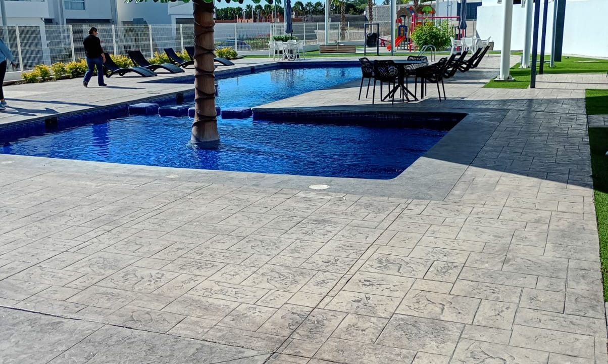 8c24040c-c5b7-4229-a699-9e2dd5b8a821