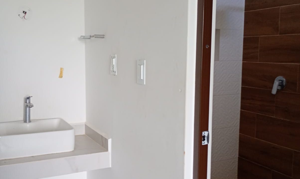 bcc50db4-d5ec-412e-a9f6-1534789d3556